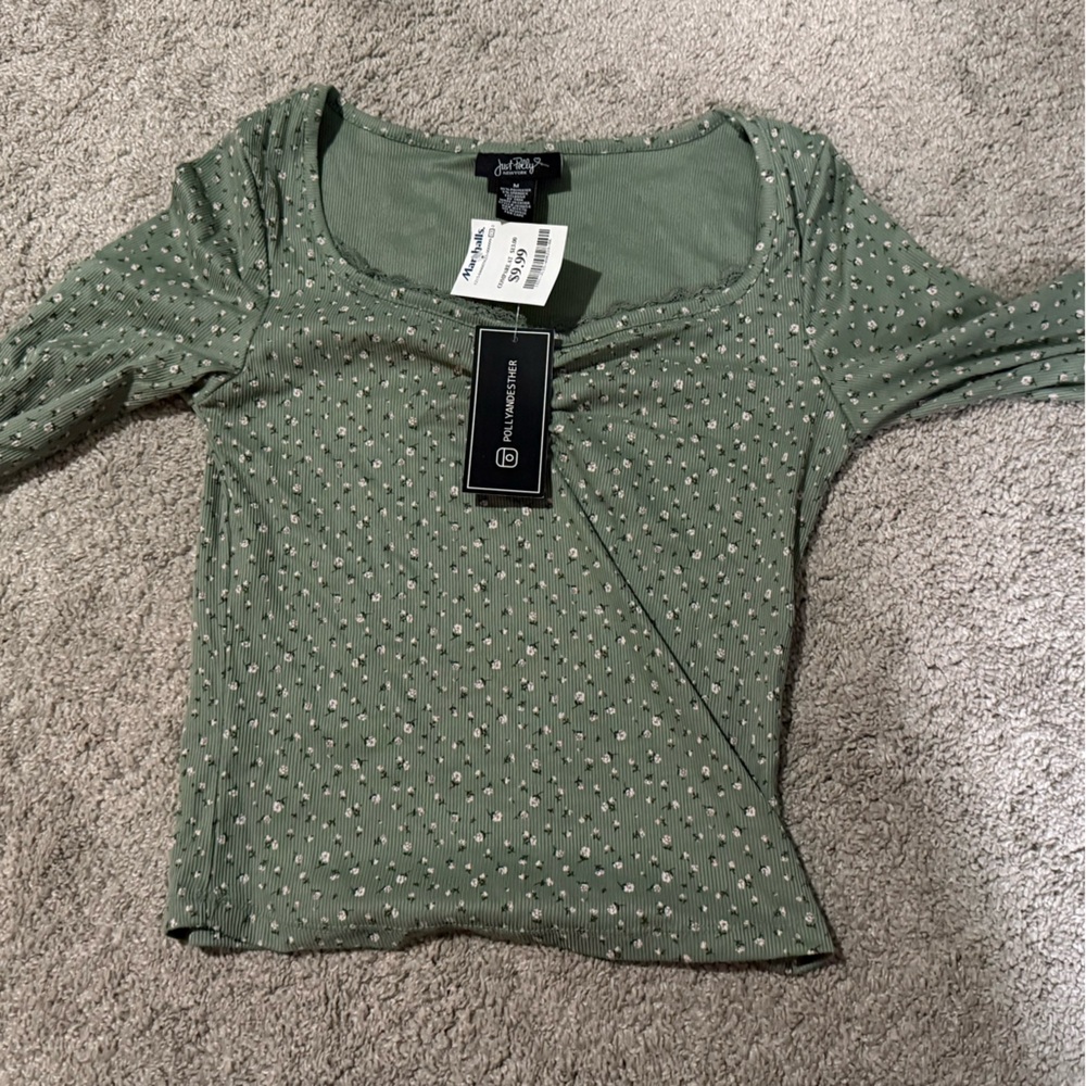 Brand new long sleeve green floral print shirt
